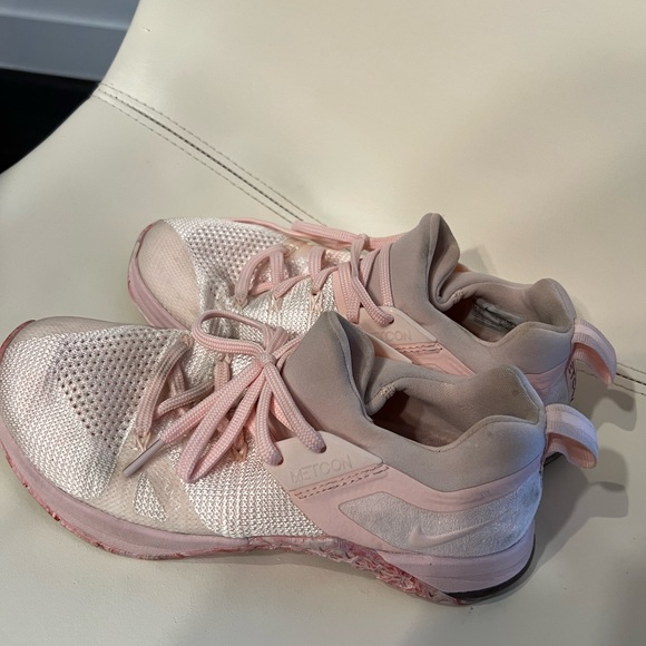 Nike Metcon Flyknit 3 'Echo Pink' - Picture 7 of 9